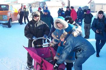 Mme Clarkson prepares to return to airport