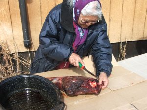 Cutting meat