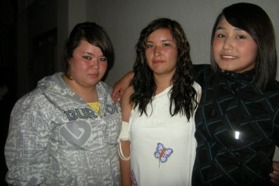 April with her sister and cousin, Samatha Rispin.
