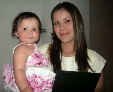 VGFN Grad Nicole Simard with her daughter.